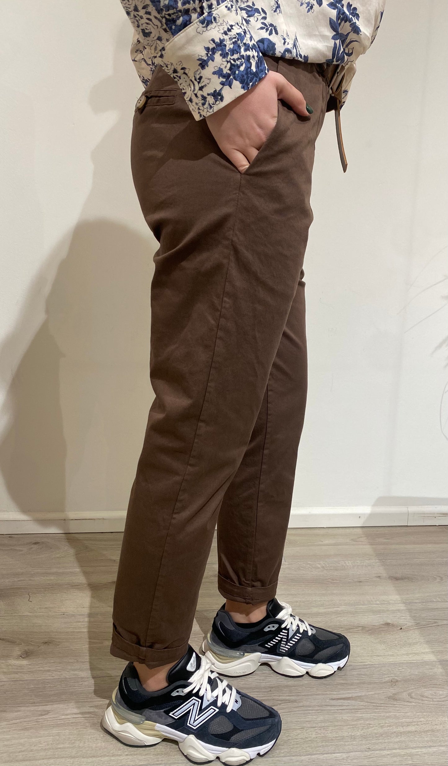 Pantalone in cotone con cintura Tensione In cioccolato