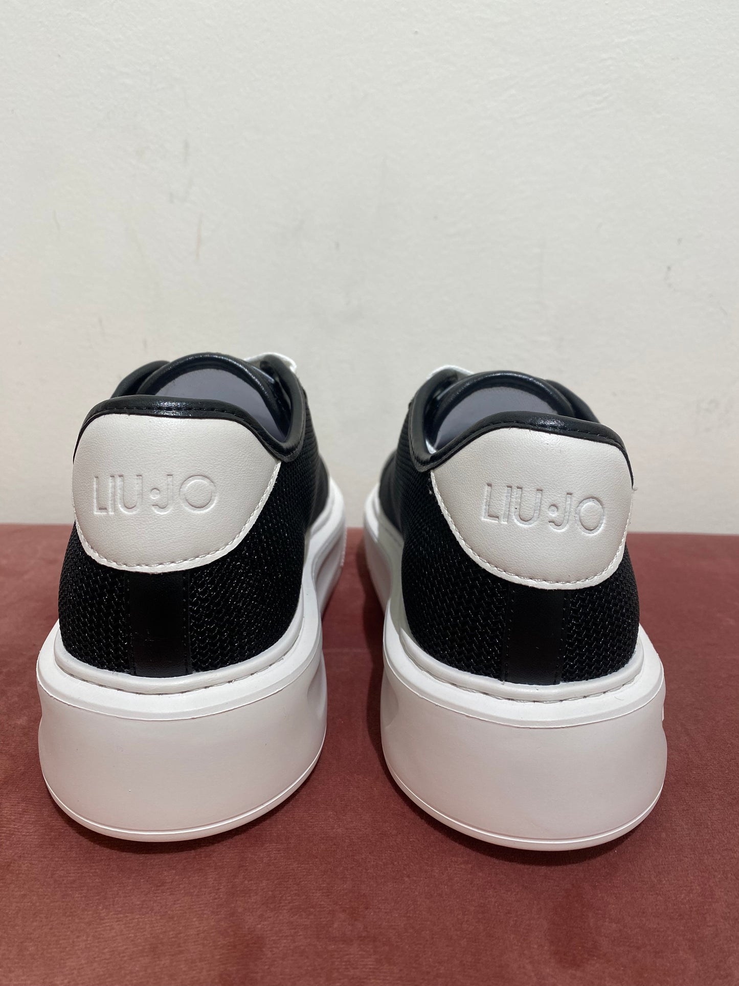 Sneakers in brighty mesh logo LiuJo nero